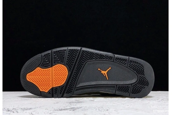 4 JORDAN JBM351 UNDEFEATED RETRO JBM351 0513